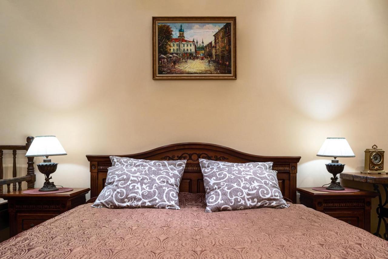 Bed & Breakfast In Downtown Λβιβ Εξωτερικό φωτογραφία
